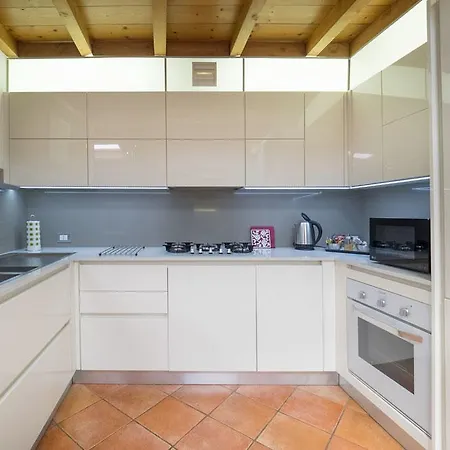 Alkimia Apartment